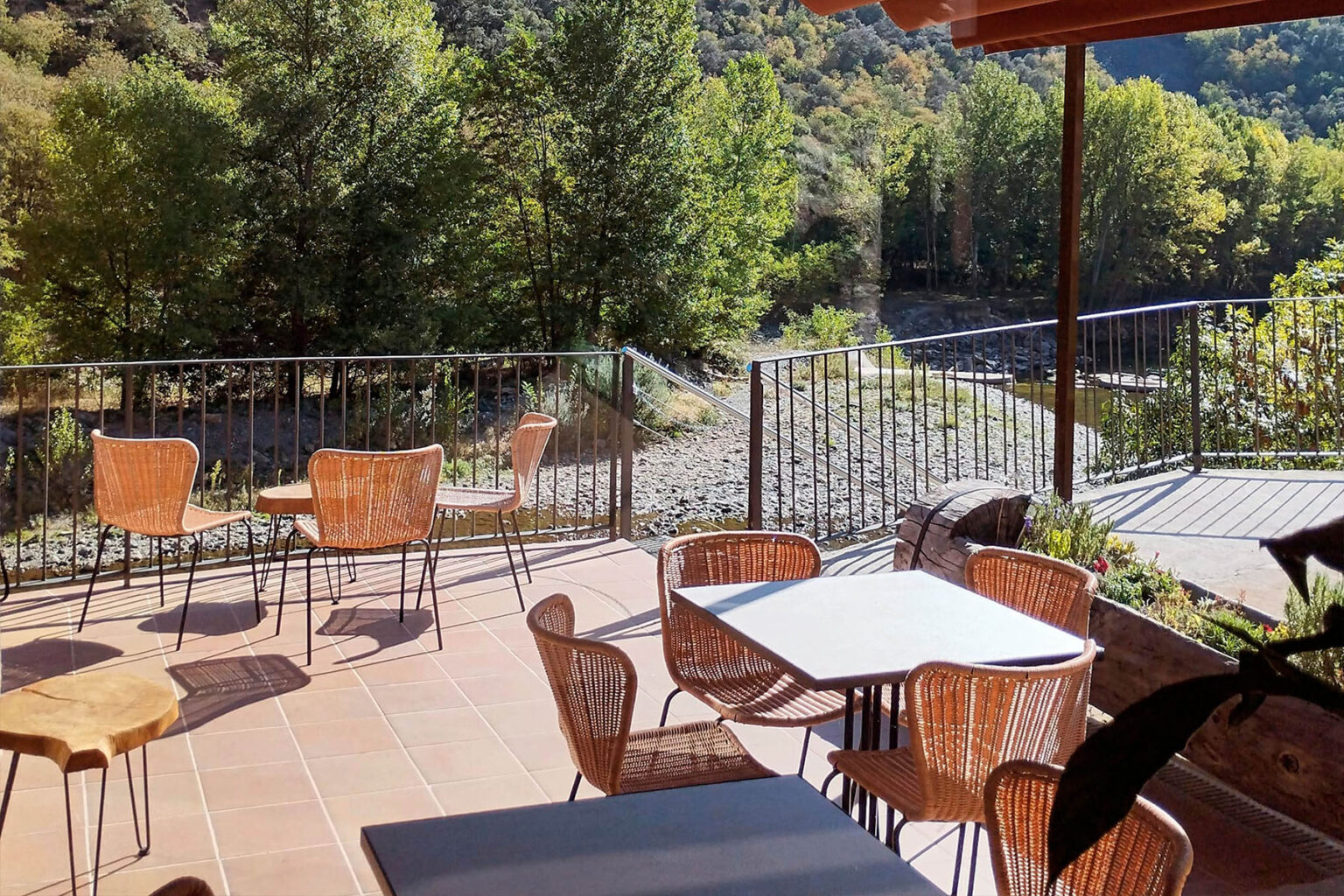 Les Nous Hotel - Restaurante Terraza